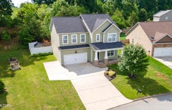 1416 Madison Oaks Rd, Knoxville, TN 37924
