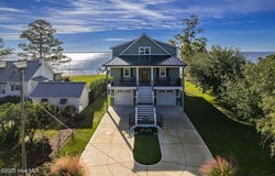 400 South Avenue, Oriental, NC 28571