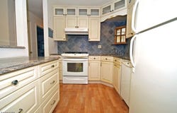 16 Henley Dr, Franklin Twp., NJ 08873-4774
