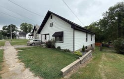 305 N Mill Street, Winslow, IN 47598