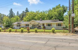 535 N Oregon Street, Jacksonville, OR 97530