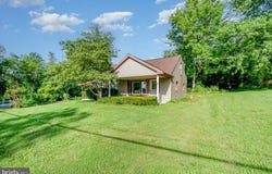 1722 WISGARVER ROAD, MANHEIM, PA 17545