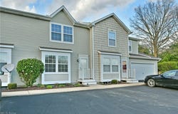 3254 Deer Trail, Cortland, OH 44410