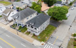 1362 Newport Avenue, Pawtucket, RI 02861