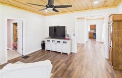 1407 E Main Street, Higginsville, MO 64037