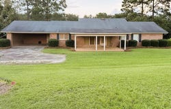 5637 Alabama Ave, Omega, GA 31775