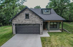 28 Simple Time Dr, Camdenton, MO 65020