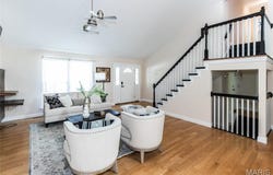 1010 Winter Lake Drive, Fenton, MO 63026