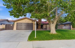 44038 Fenner, Lancaster, CA 93536