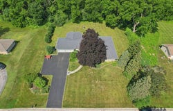 2355 N 147th St, Brookfield, WI 53005