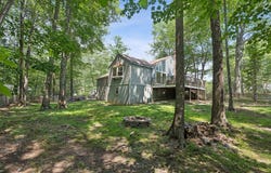 7 Woodhaven Drive, Kennebunk, ME 04043
