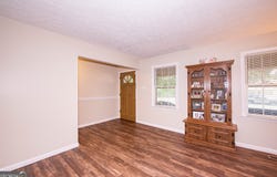1004 Oak Ridge, Byron, GA 31008