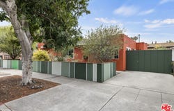 951 N Hoover St, Los Angeles, CA 90029