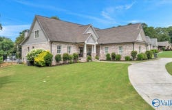 163 Paradise Place, Scottsboro, AL 35769