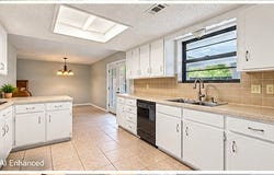 1701 SE P Street, Bentonville, AR 72712