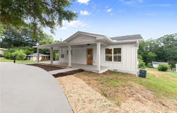 3604 E BOLDING, Flowery Branch, GA 30542
