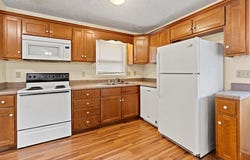 15 Saluda Street, Honea Path, SC 29654