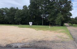 Us-11, Poplarville, MS 39470