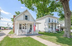105 W Ellsworth Street, Columbia City, IN 46725