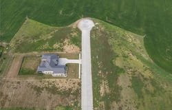 618 Legacy Drive, Waterloo, IL 62298
