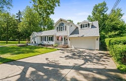 34765 Roberts Road, Eastlake, OH 44095