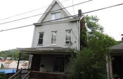 3024 Wadlow St, Brighton Heights, PA 15212