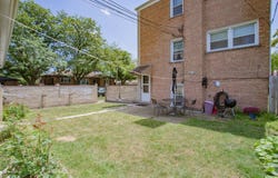 5834 W Foster Avenue, Chicago, IL 60630