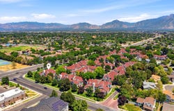 5426 S LIGHTHOUSE Rd, Taylorsville, UT 84123