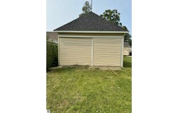 310 E Gilson Street, Edmore, MI 48829