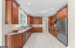 12 BILLS WAY, LANDENBERG, PA 19350