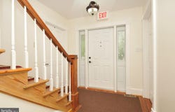 8272 E. MAIN #2 B, MARSHALL, VA 20115