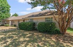 101 Black Forest Drive, Weatherford, TX 76086