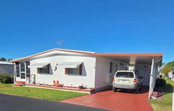 751 10th St E, Palmetto, FL 34221