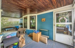 1471 Wayne Avenue, Lakewood, OH 44107