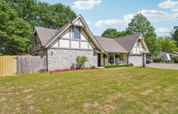 403 S Susan Avenue, Wagoner, OK 74467