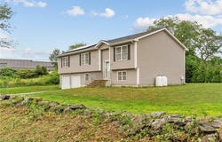 11 Eric Court, Portsmouth, RI 02871