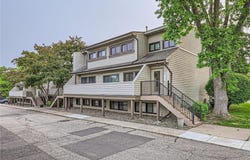 8932 Neill Lake Road, Eden Prairie, MN 55347
