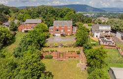 598 S Crest Road, Chattanooga, TN 37404