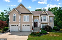 302 FOREST Avenue, COLONIAL BEACH, VA 22443