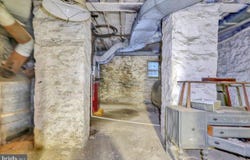 1670 MOSELEM SPRINGS ROAD, HAMBURG, PA 19526