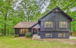 174 Jolly Ridge Circle, Columbus, MS 39705