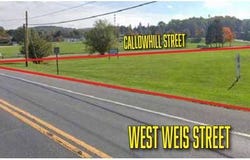 330 W WEIS STREET, TOPTON, PA 19562