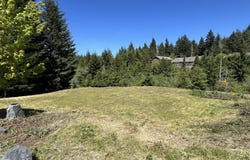 2249 Timberline Dr., Coos Bay, OR 97420