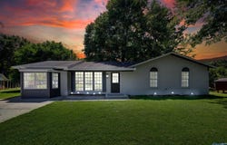 1007 Honeysuckle Lane SW, Decatur, AL 35601