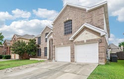 4703 Enchanted Bay Boulevard, Arlington, TX 76016