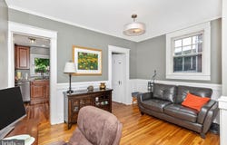 38 E IRVIN AVENUE, HAGERSTOWN, MD 21742