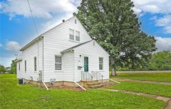 913 12th Avenue SE, Austin, MN 55912