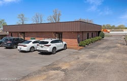 240 Carriage House Drive, Jackson, TN 38305