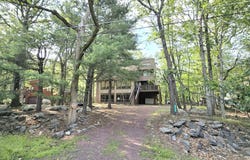 6128 Wales Court, East Stroudsburg, PA 18301
