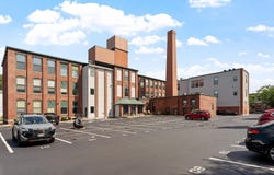 1 Envelope Ter, Worcester, MA 01604